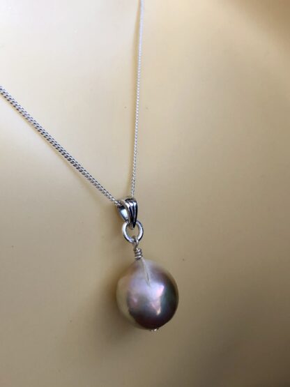 Image for metallic freshwater pearl pendant 2
