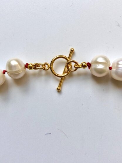Image for Red knot pearl necklace 4