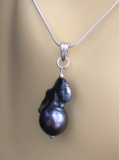 Image for dark peacock baroque pearl pendant 4