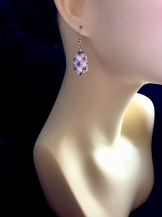Image for Kiss Kross soft white shell pearl earrings 3