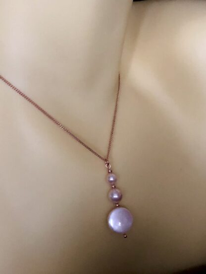 Image for Shell Pearl Coin Pendant 2