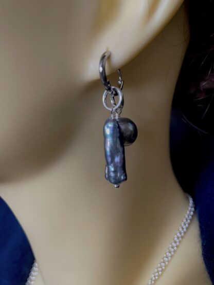 Image for Peacock pearl charm earrings 3