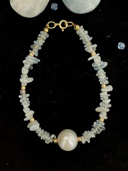 Image for Nucleated Pearl and Aquamarine bracelet 1